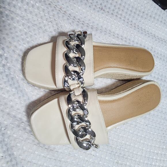 MADDEN NYC EUC WOMENS SZ 9 SLIPON CHAIN ESPADRILLES SANDALS - Picture 2 of 10